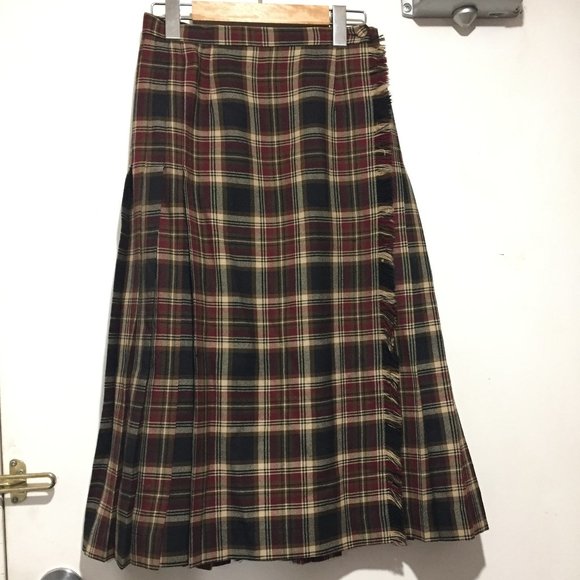 VINTAGE HIGHLAND QUEEN PLAID PLEATED MIDI SKIRTS SIZE 10 - Picture 1 of 7